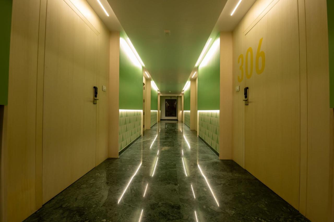 Отель Rathna Residency - Near Us Consulate Ченнаи Экстерьер фото