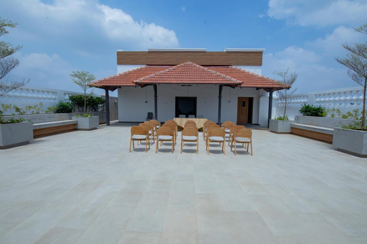 Отель Rathna Residency - Near Us Consulate Ченнаи Экстерьер фото