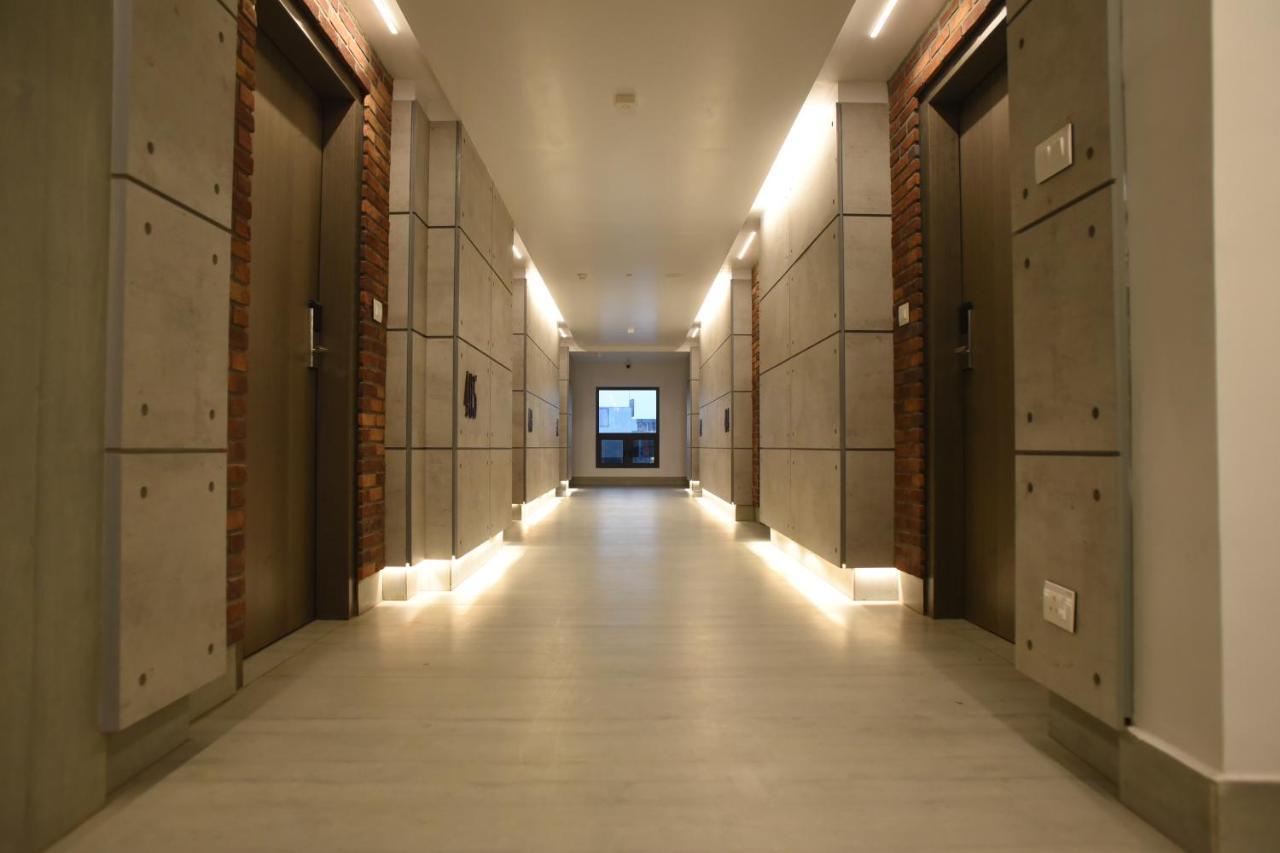 Отель Rathna Residency - Near Us Consulate Ченнаи Экстерьер фото