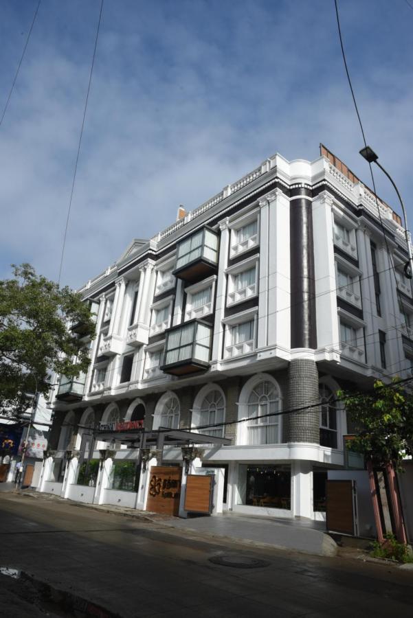 Отель Rathna Residency - Near Us Consulate Ченнаи Экстерьер фото