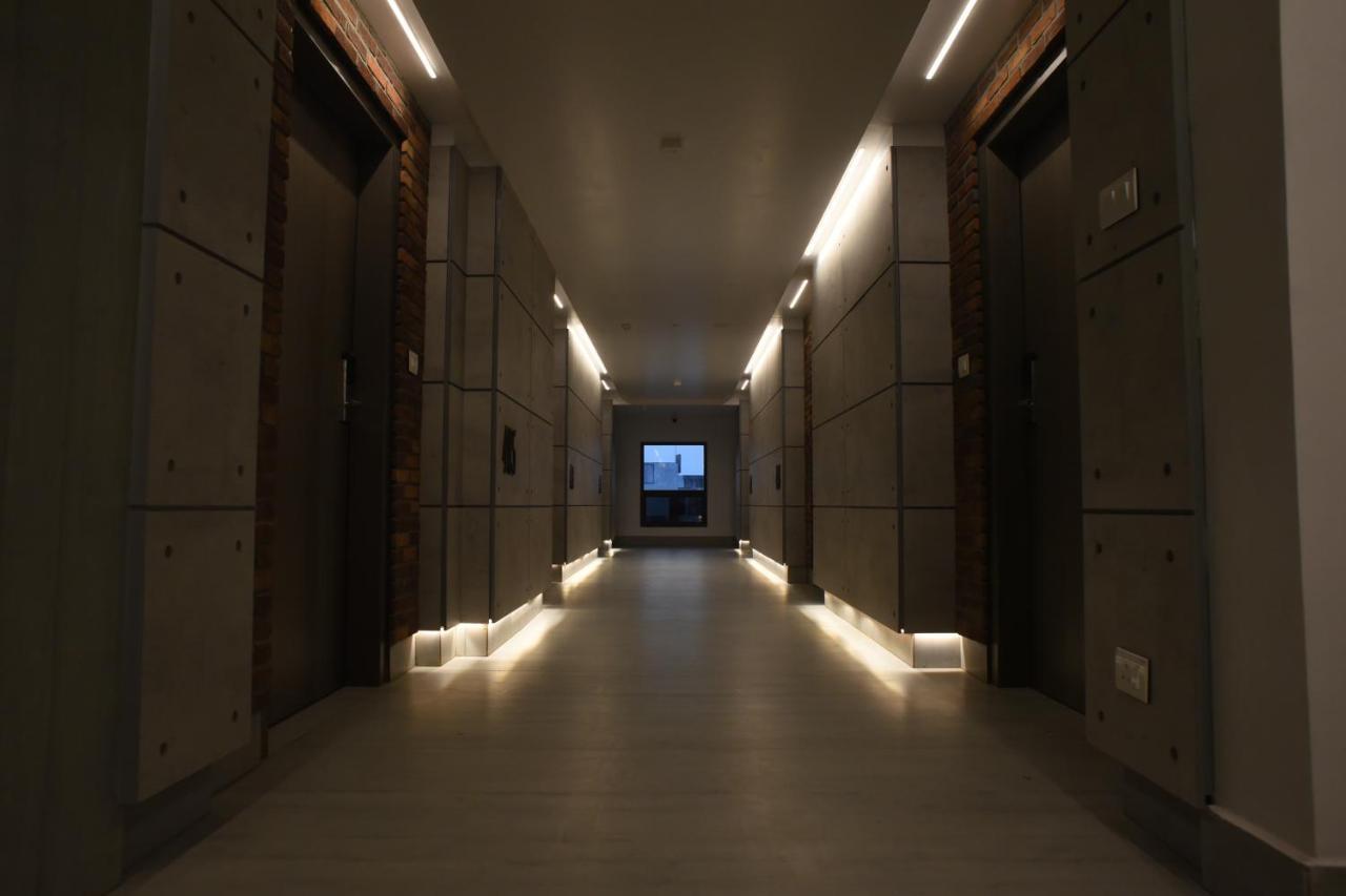 Отель Rathna Residency - Near Us Consulate Ченнаи Экстерьер фото