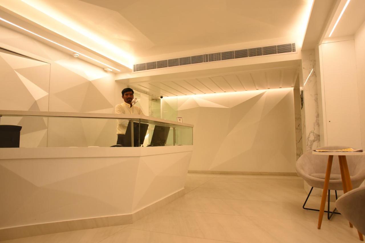 Отель Rathna Residency - Near Us Consulate Ченнаи Экстерьер фото